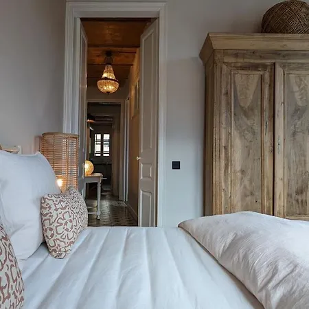 Crash'nstay - Casa Barna Apartman
